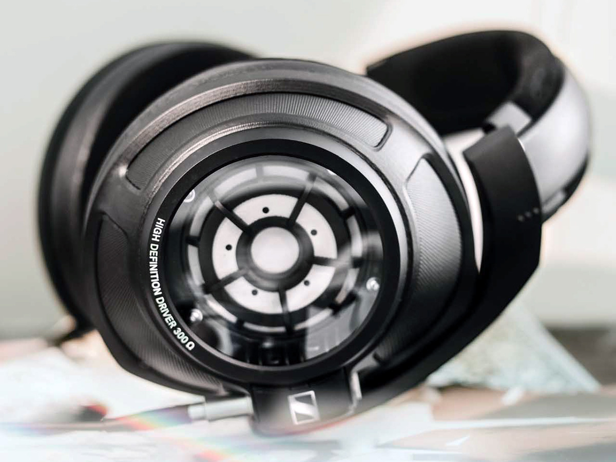 Sennheiser glass online headphones