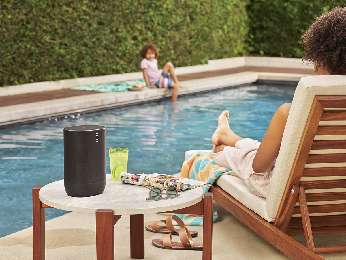 Sonos Move - Battery-Powered Smart Speaker, Wi-Fi and Bluetooth with Alexa  Built-in - Black​​​​​​​