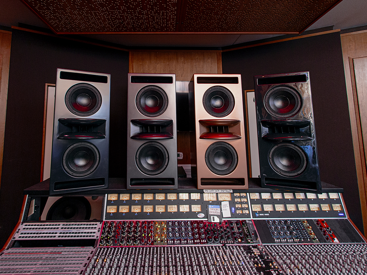 Symphonic Acoustics Debuts 2X8V Ultra High-End Studio Monitors | audioXpress