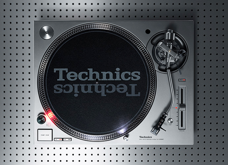 Technics Announces SL-1200MK7-S Silver Finish Turntable | audioXpress