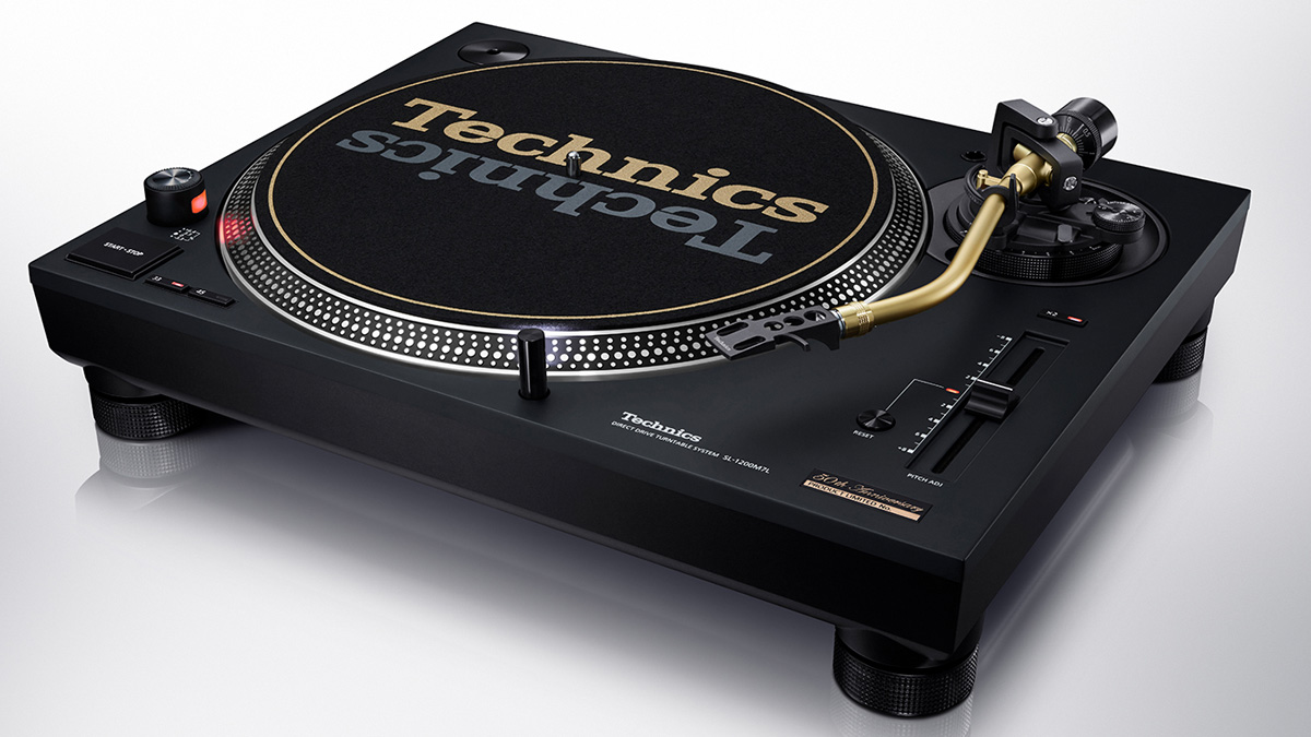 Technics unveils limited edition turntable, the SL-1200M7L